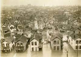Aerial view photograph of Dayton Ohio neighborhood under water during the Great Flood of 1913